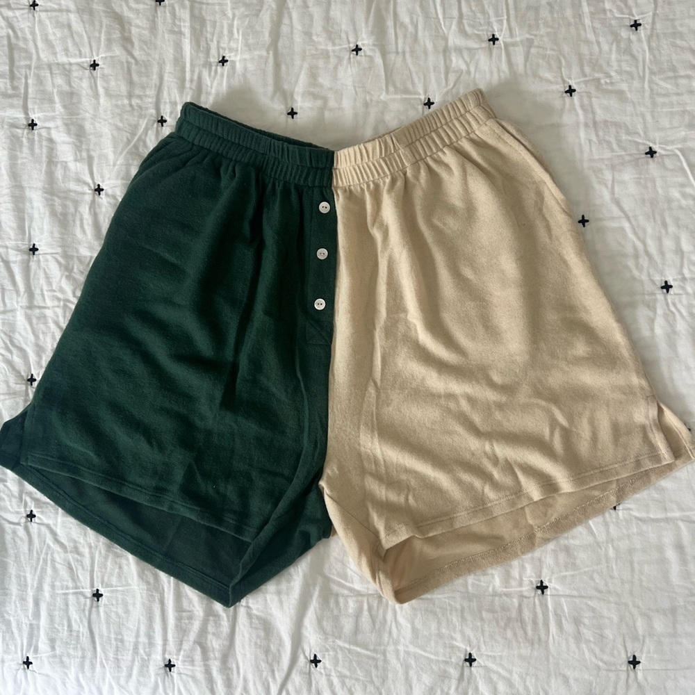 Donni Knit sweater two-tone short